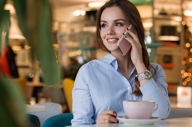 Prvi telefon s kamero pod zaslonom (ZTE)